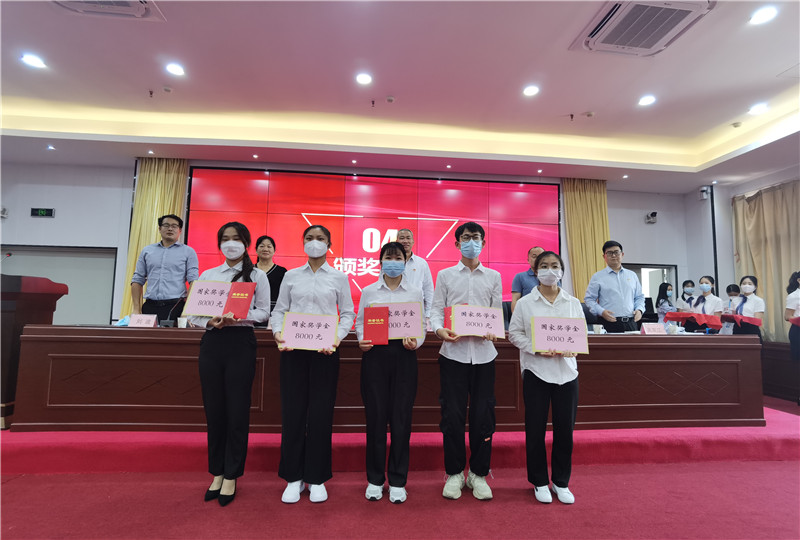 图4.jpg
