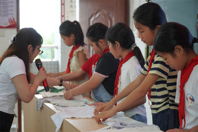 1778723684354847.jpg 学生实操现场.jpg