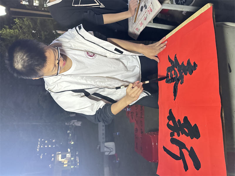 1704762507403204.jpg 现场-书摄 (3).jpg